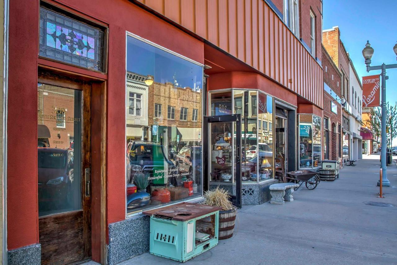 Vintage Downtown Laramie Apartment With Deck! Exterior photo